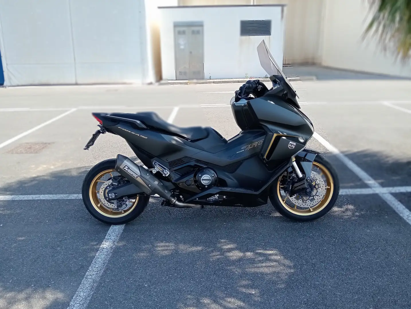 Honda Forza 750 Limited edition Negro - 1