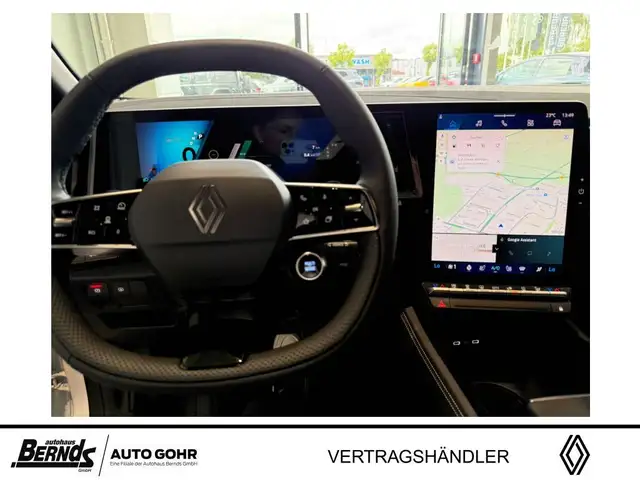 Renault Austral view 11