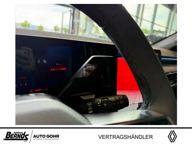 Renault Austral view 14