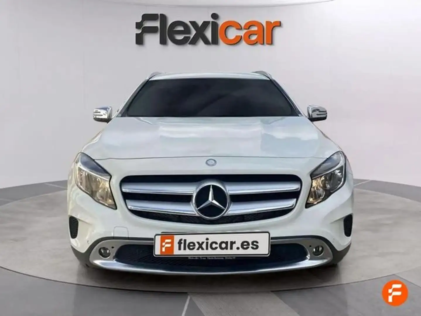 Mercedes-Benz GLA 220 220d Style 4Matic 7G-DCT Alb - 2