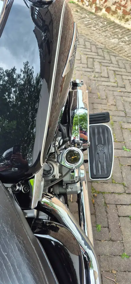 Yamaha XV 1600