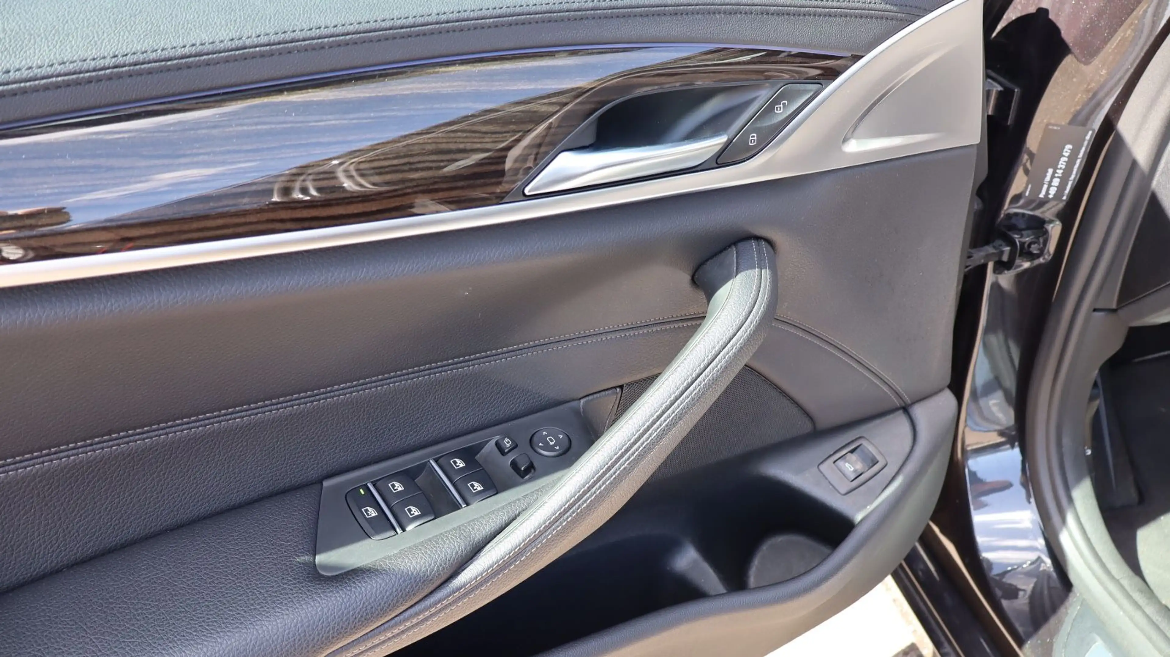 BMW 530 5 Limousine 530 i xDrive Luxury Line — photo 15