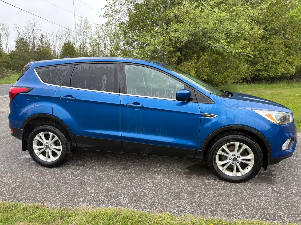 Ford Escape снимка Ford Escape
