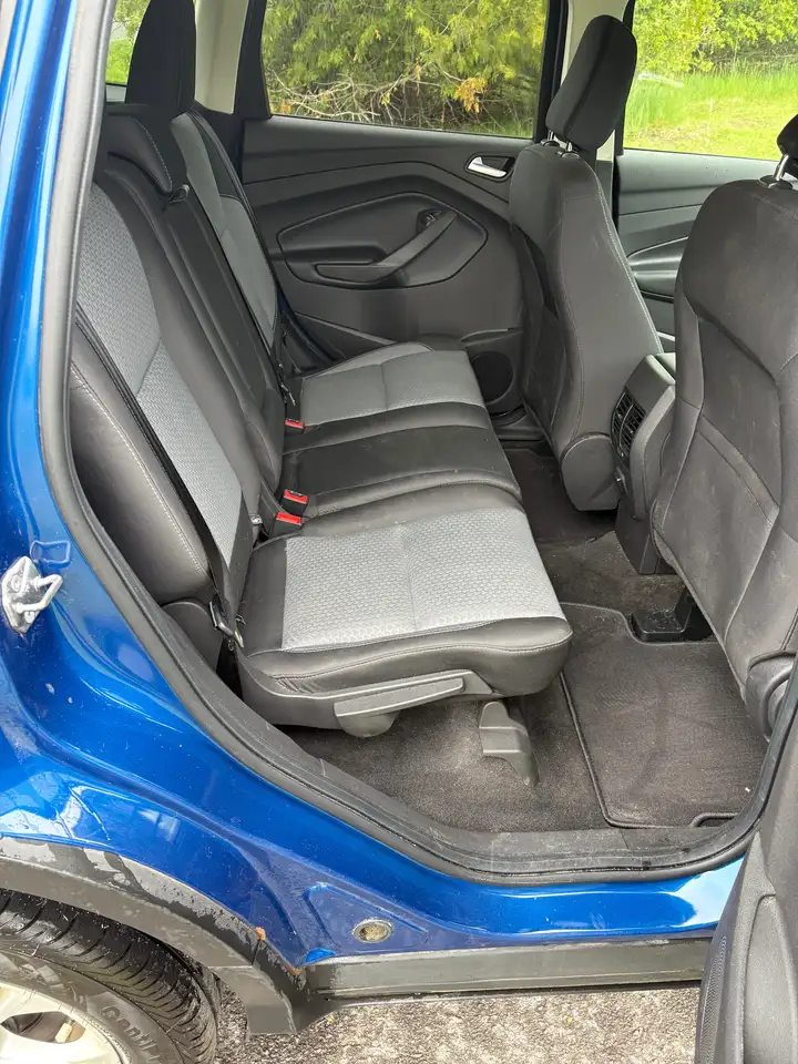 Ford Escape снимка Ford Escape
