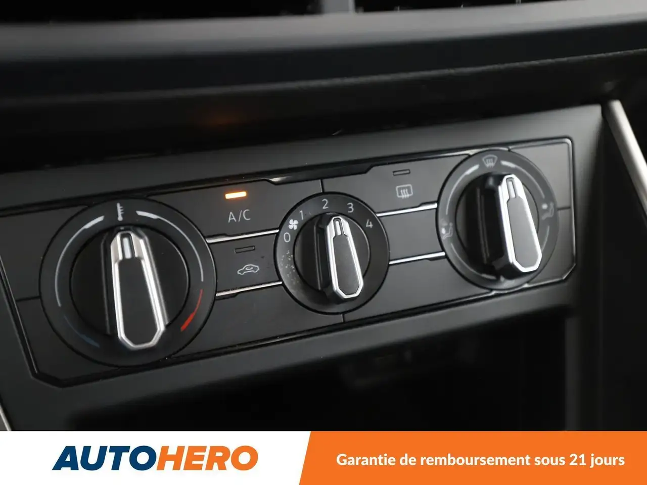 Volkswagen Polo Citadine 5 portes — photo 25