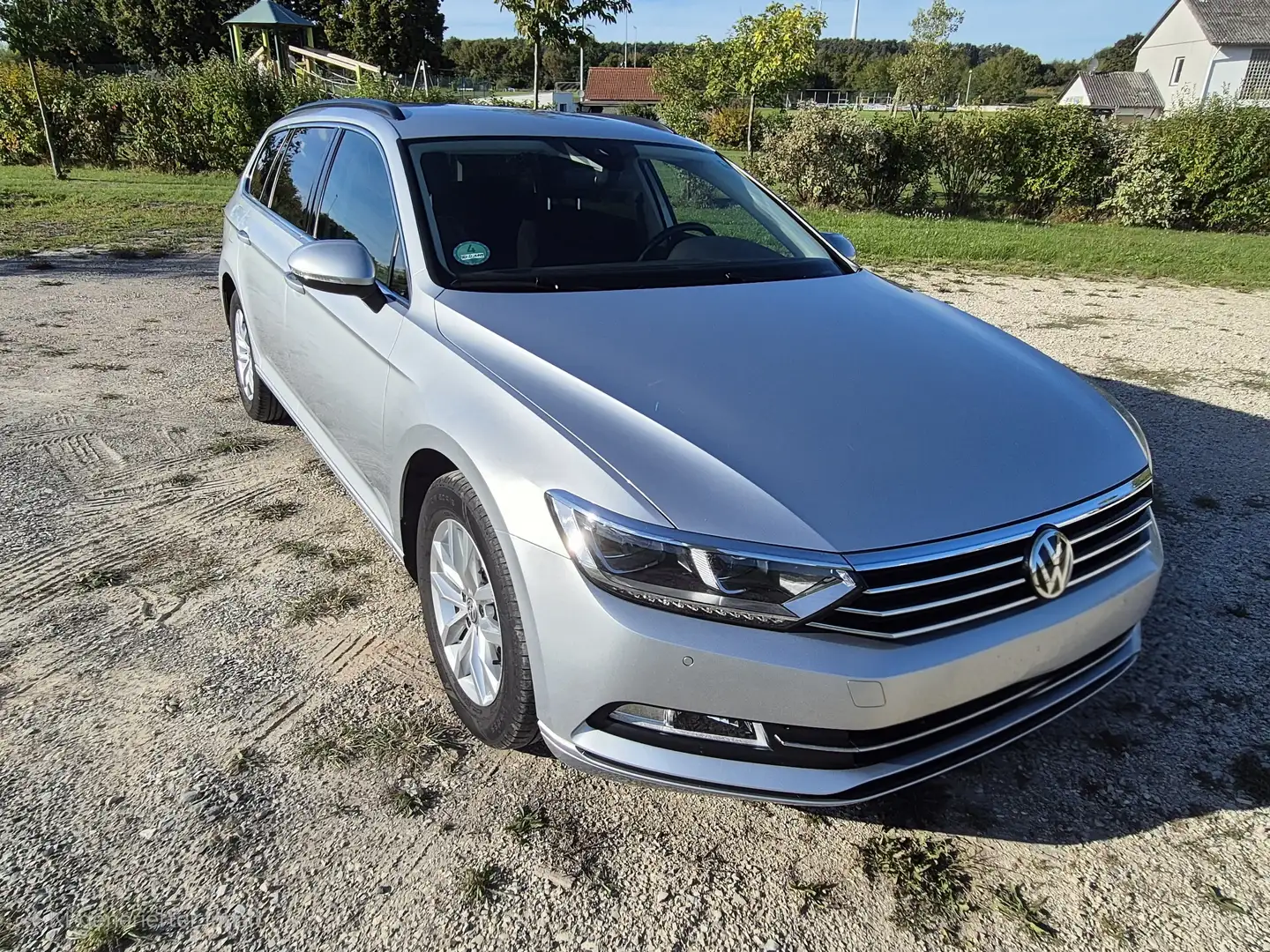 Volkswagen Passat Variant Passat Variant 2.0 TDI SCR DSG Comfortline Silber - 2