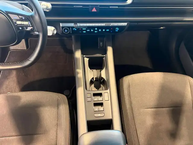 Hyundai IONIQ 6 view 12