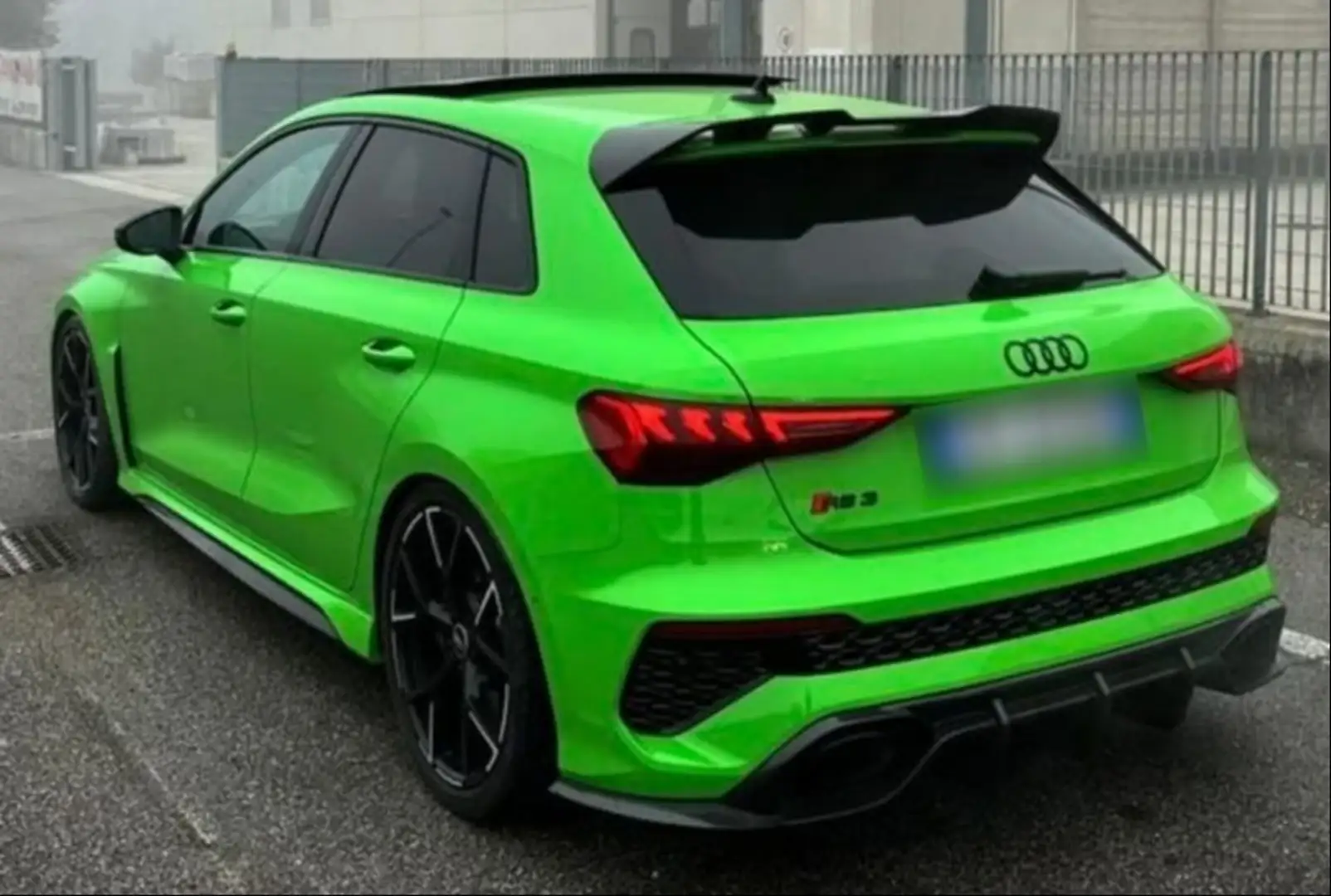 Audi RS3 Sportback quattro S tronic 294kW Verde - 1