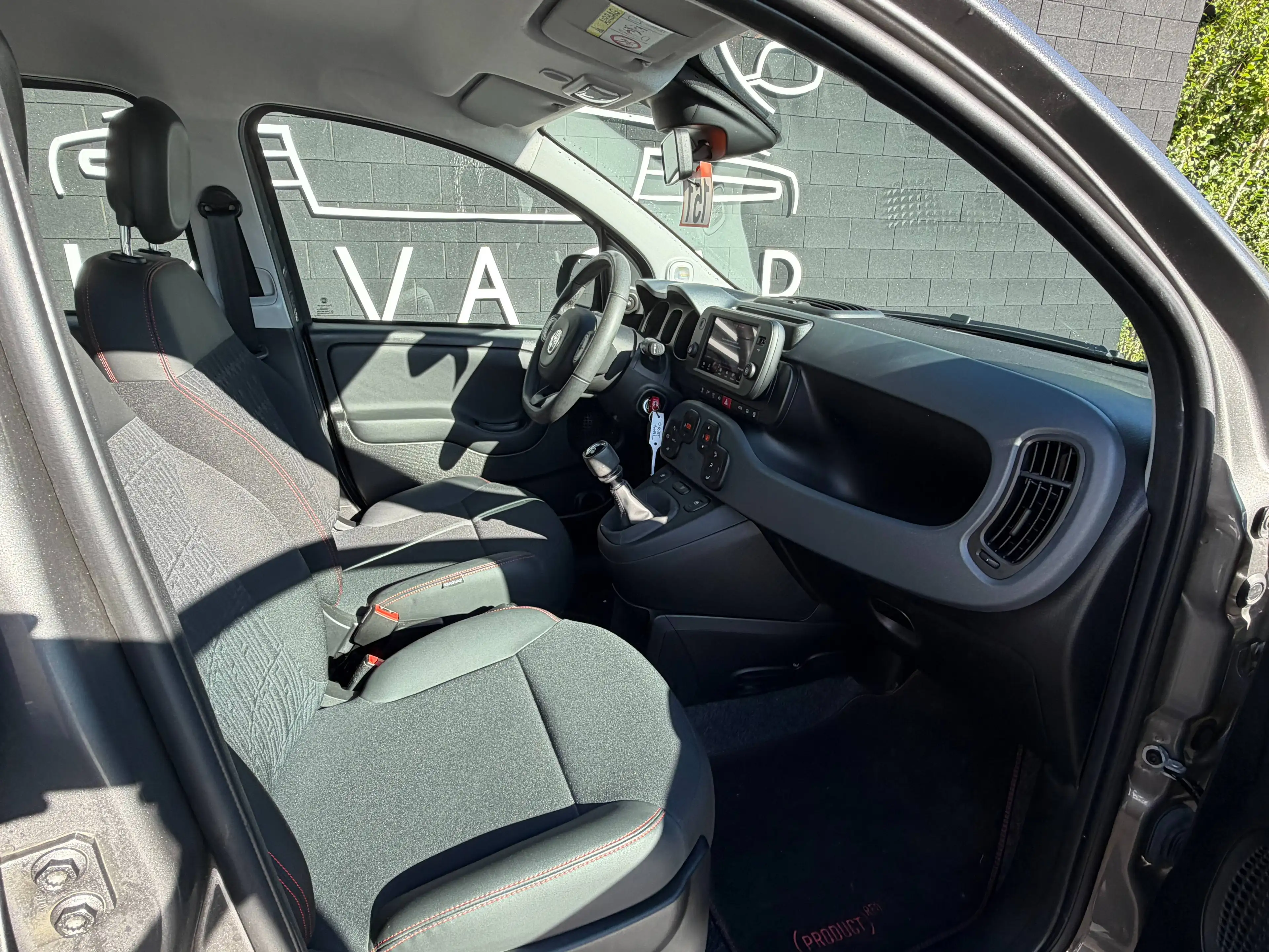 Fiat Panda Panda Cross 1.0i MHEV Red **14000 KM** — photo 7