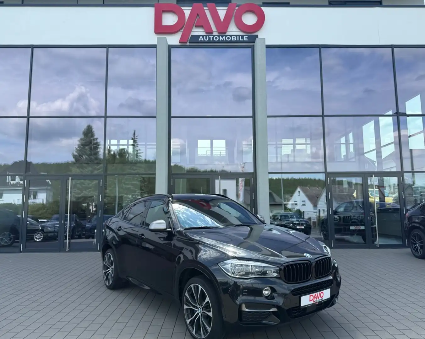 BMW X6 M d xDrive/HeadUp/Bang&Olufsen/Pano/CarPlay Černá - 1