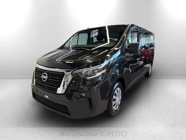 Nissan Primastar Nissan bus 2.0dci 150cv s&s l2h1 8 POSTI PRONTA CO