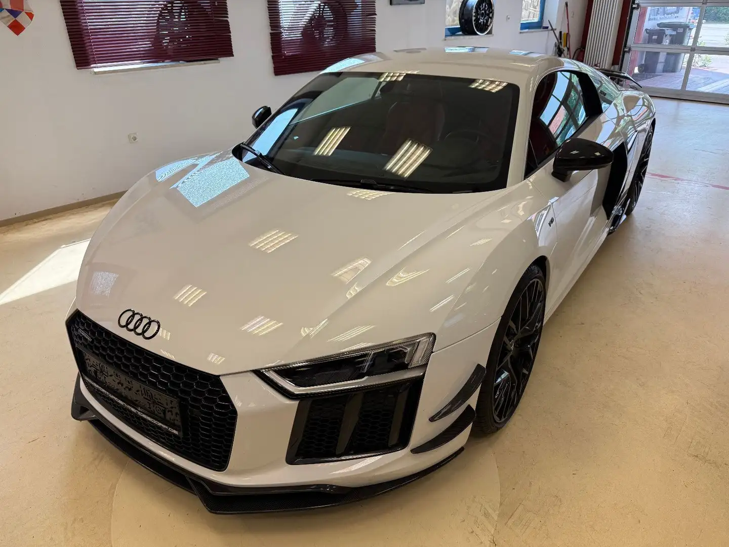 Audi R8 Coupe 5.2 FSI quatt. plus CAPRISTO,CARBON,20" Bílá - 1