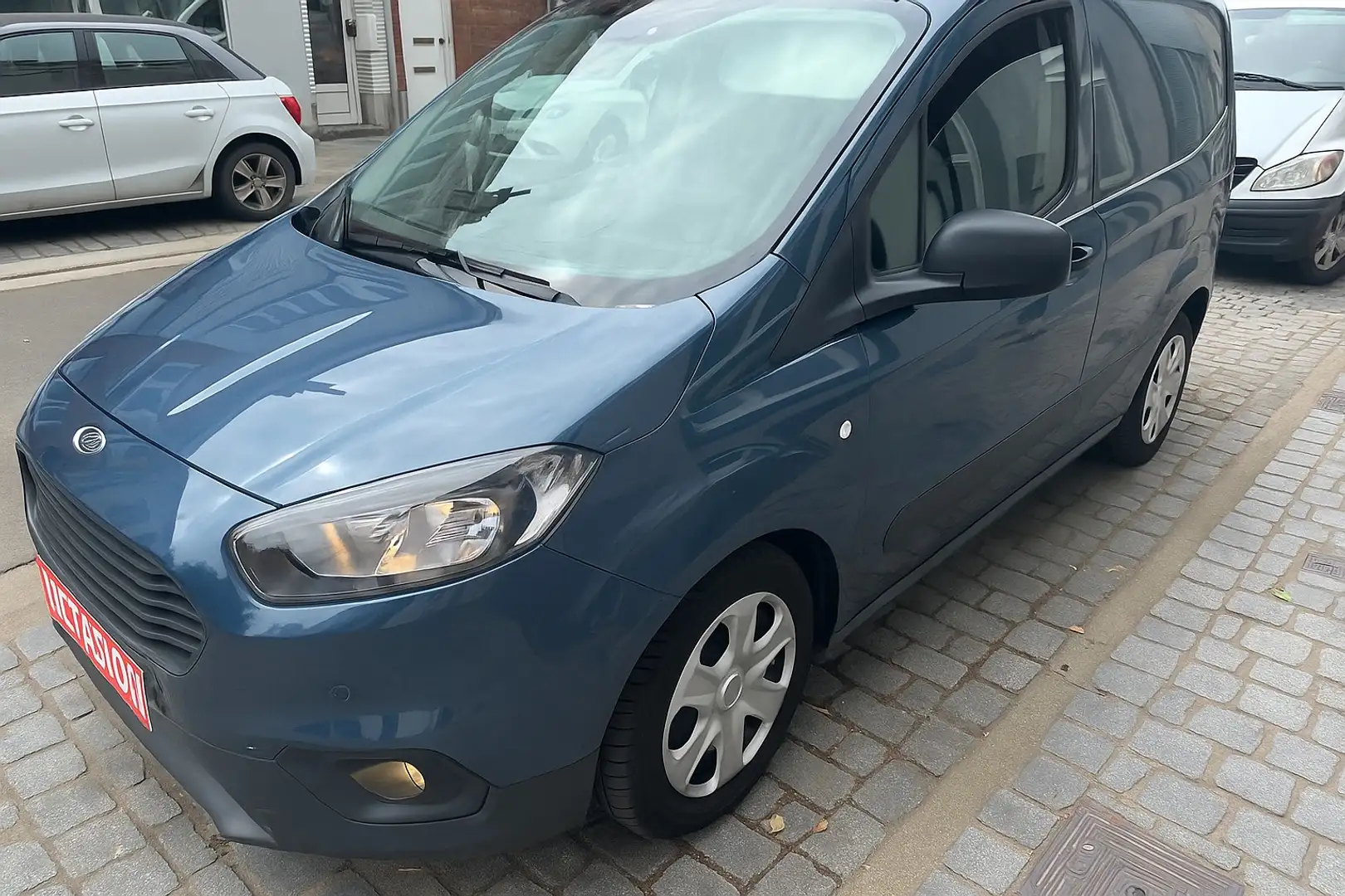 Ford Transit Courier 1.0 EcoBoost Ambiente S/S (EU6.2) - 2