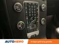 Volvo V40 2.0 T3 Momentum Schwarz - thumbnail 29