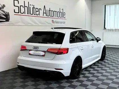 Annonce voiture d'occasion Audi RS3 - CARADIZE
