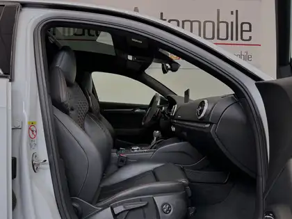 Annonce voiture d'occasion Audi RS3 - CARADIZE