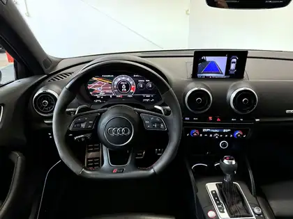 Annonce voiture d'occasion Audi RS3 - CARADIZE