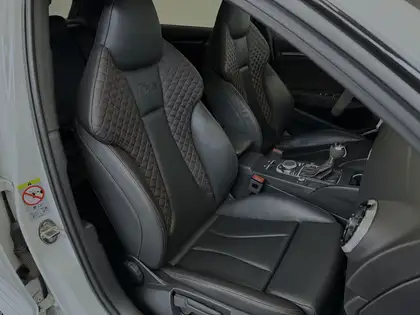 Annonce voiture d'occasion Audi RS3 - CARADIZE