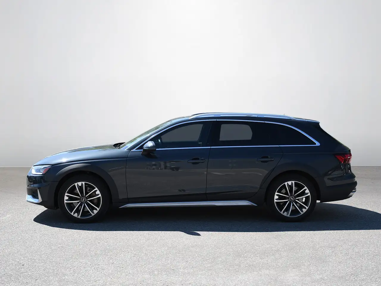 Audi A4 allroad снимка Audi A4 allroad