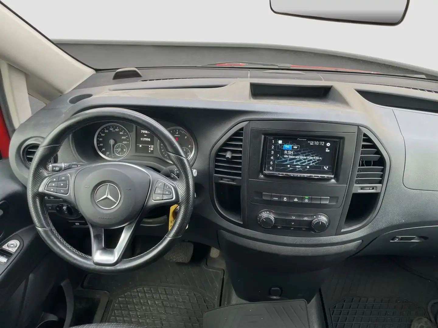 Mercedes-Benz Vito VITO Kasten V114 CDI Aut. 4x4 A2 Lang Rouge - 2
