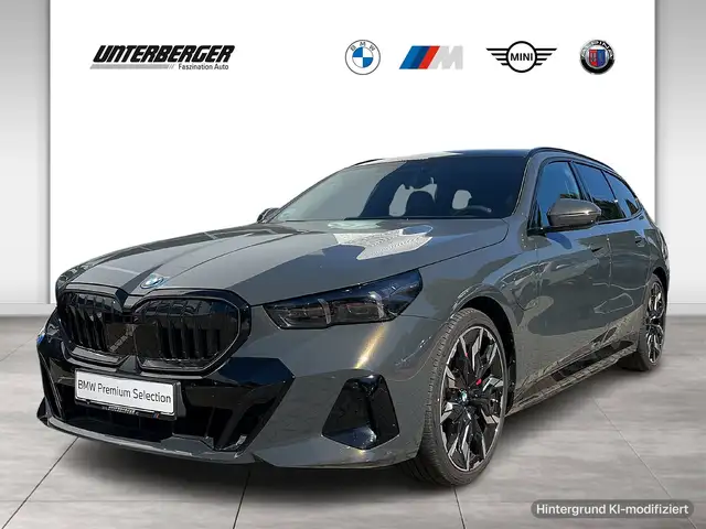 Bmw 550 e xDrive Touring M Sport Pro AHK Pano BW PA+