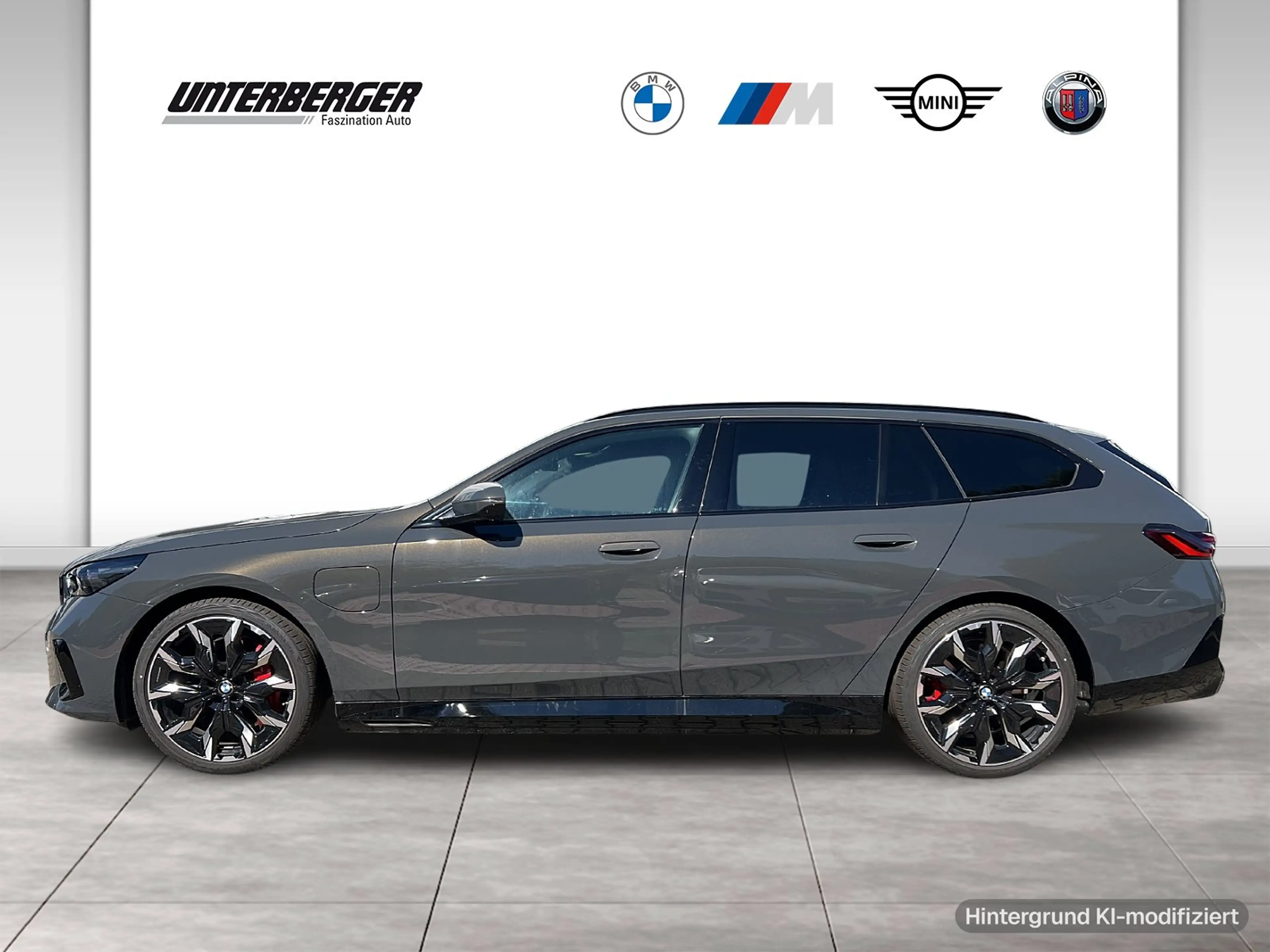 BMW 550 e xDrive Touring — photo 3