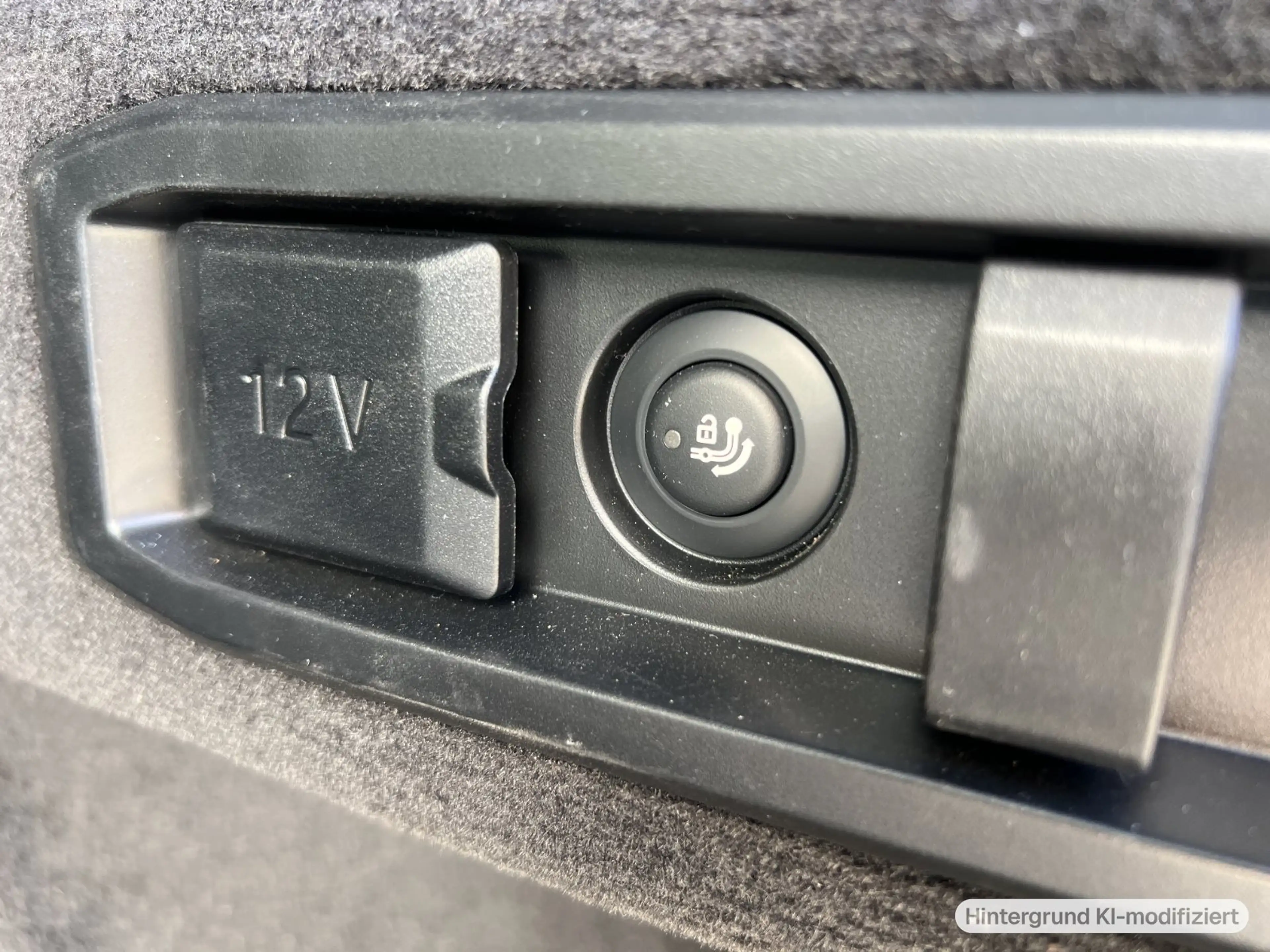 BMW 550 e xDrive Touring — photo 13