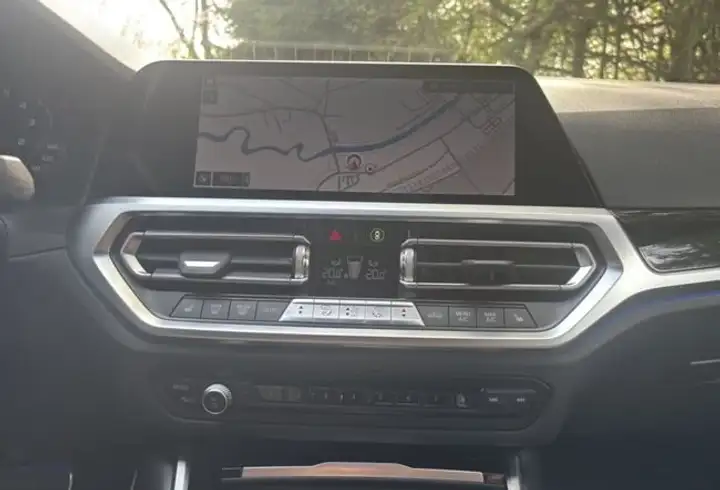BMW M3 2022, foto 12