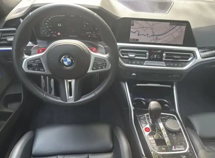BMW M3 2022, foto 10