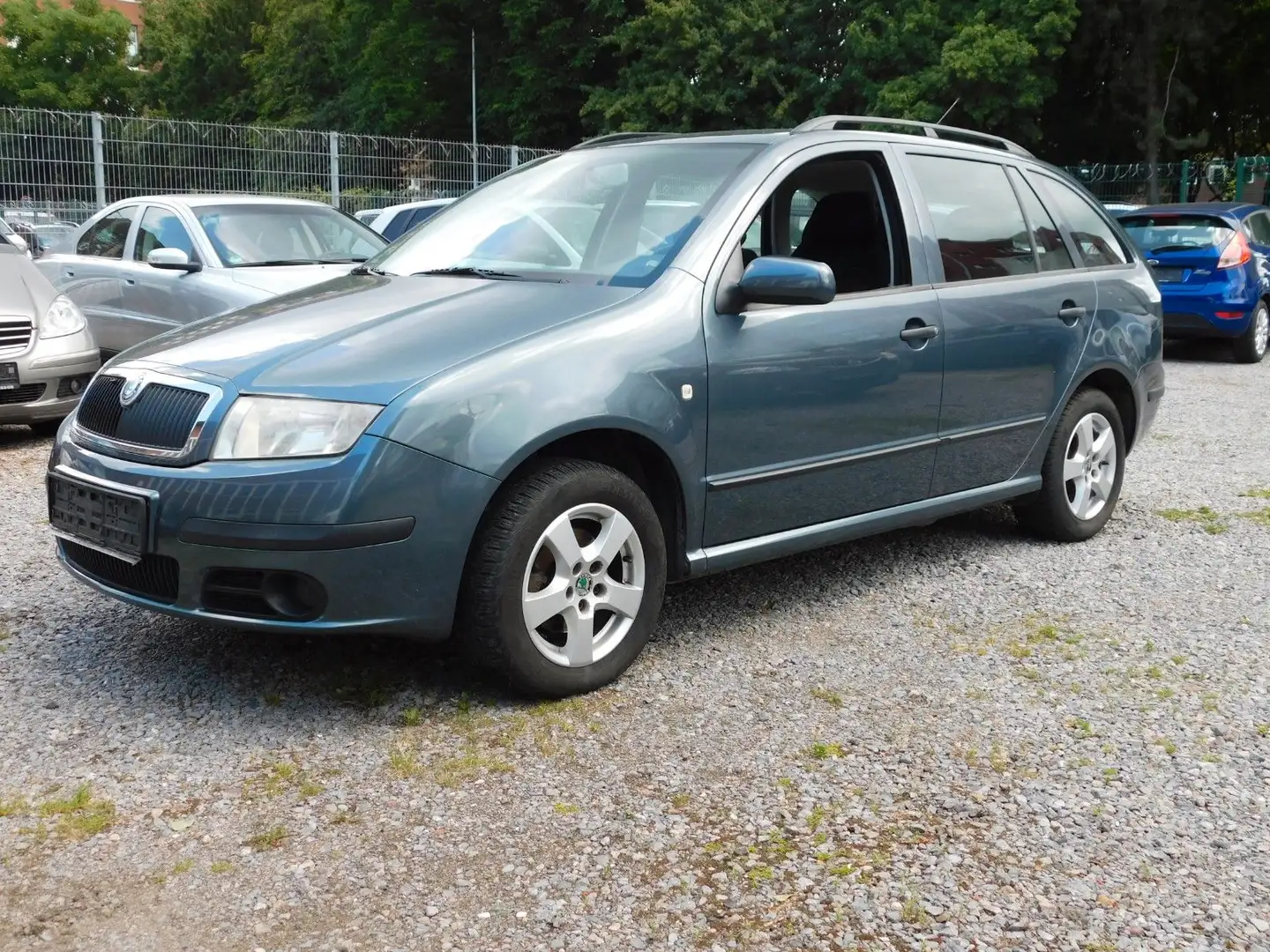 Skoda Fabia Combi Sport 1.4 16V Сірий - 2