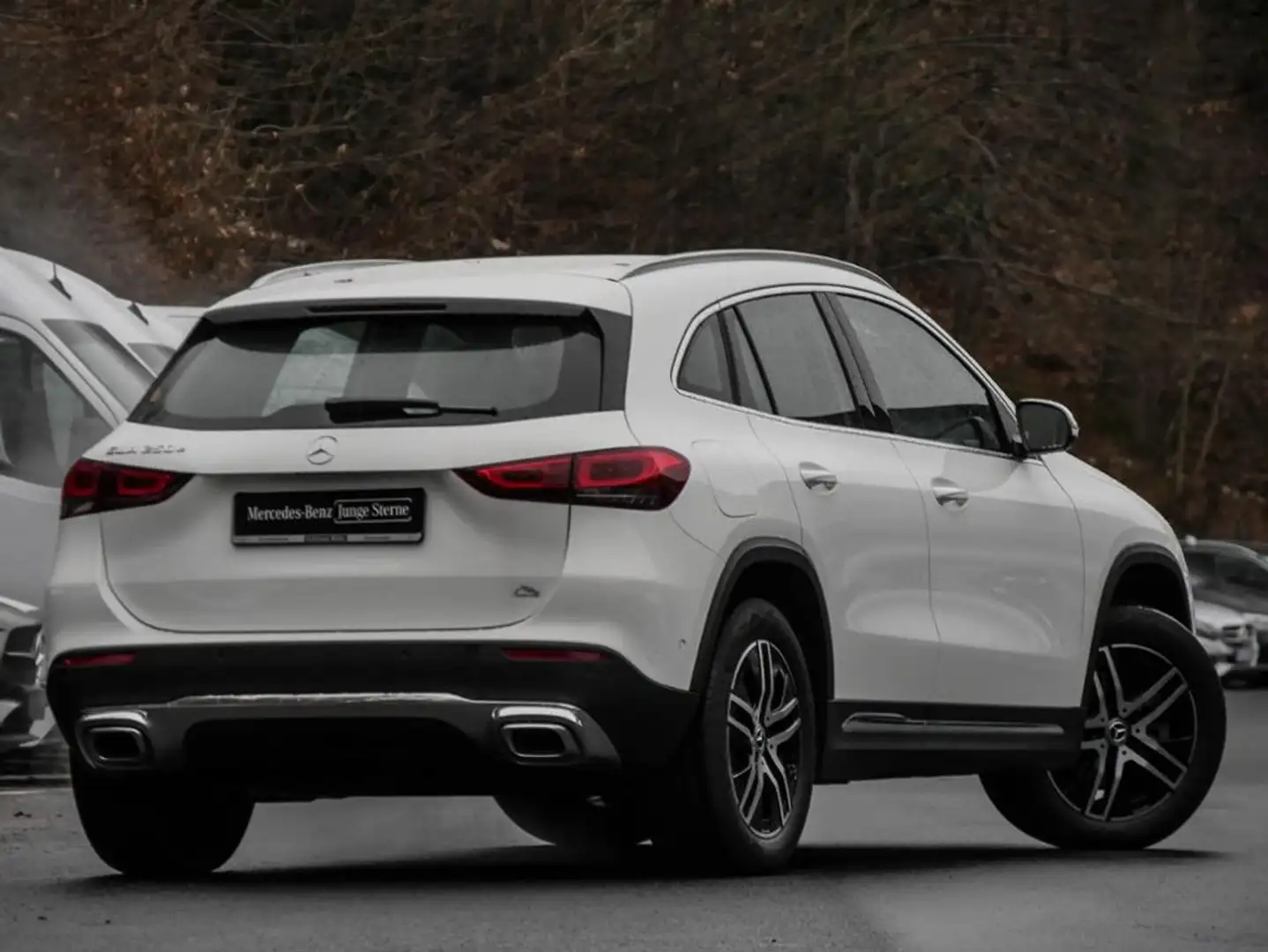 Mercedes-Benz GLA 250 e Progressive/LED/Cam/AHK/Sitzheizung/18 Blanc - 2