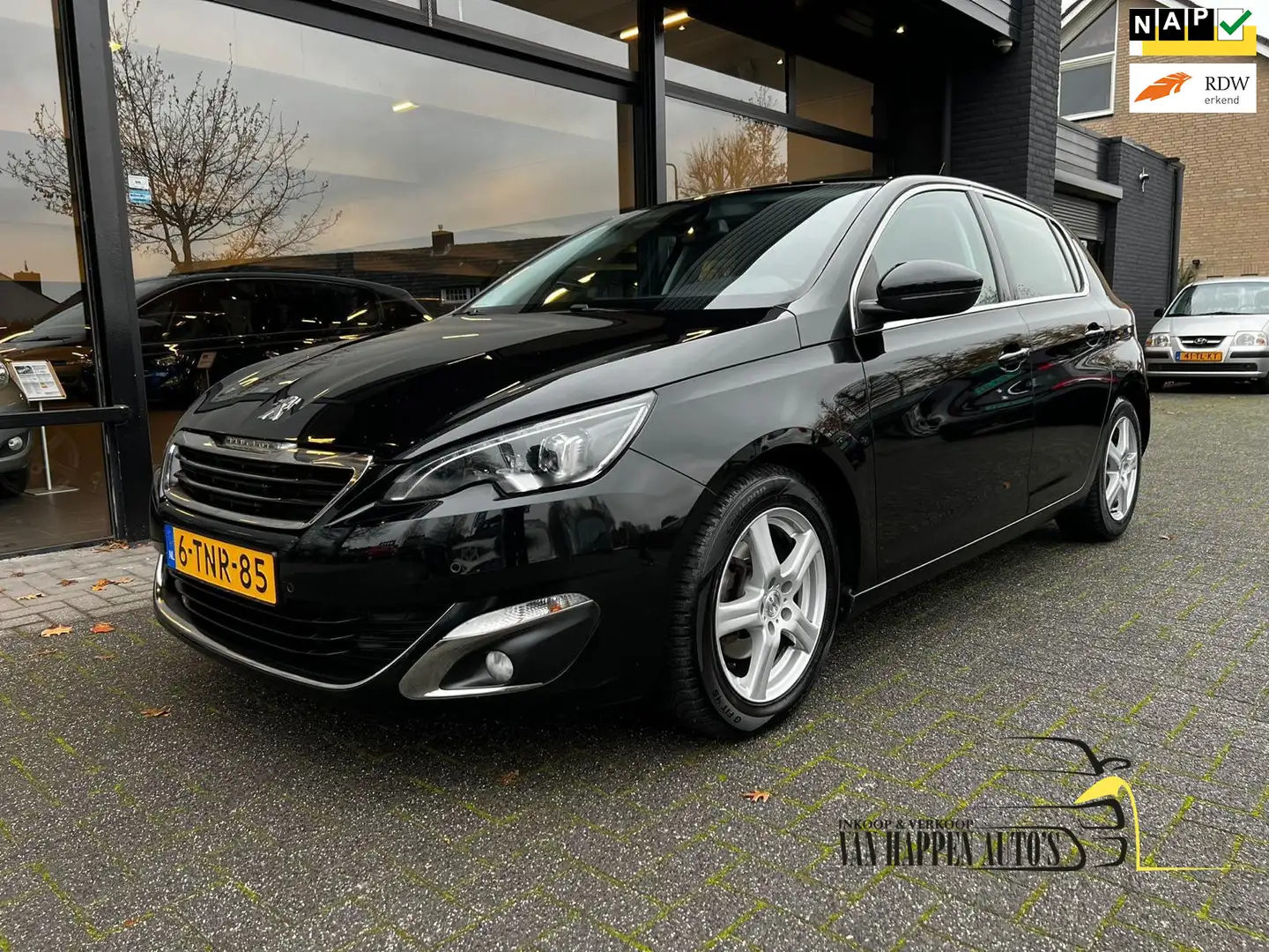 Peugeot 308 1.6 THP Allure / apk 11-2026 Zwart - 1