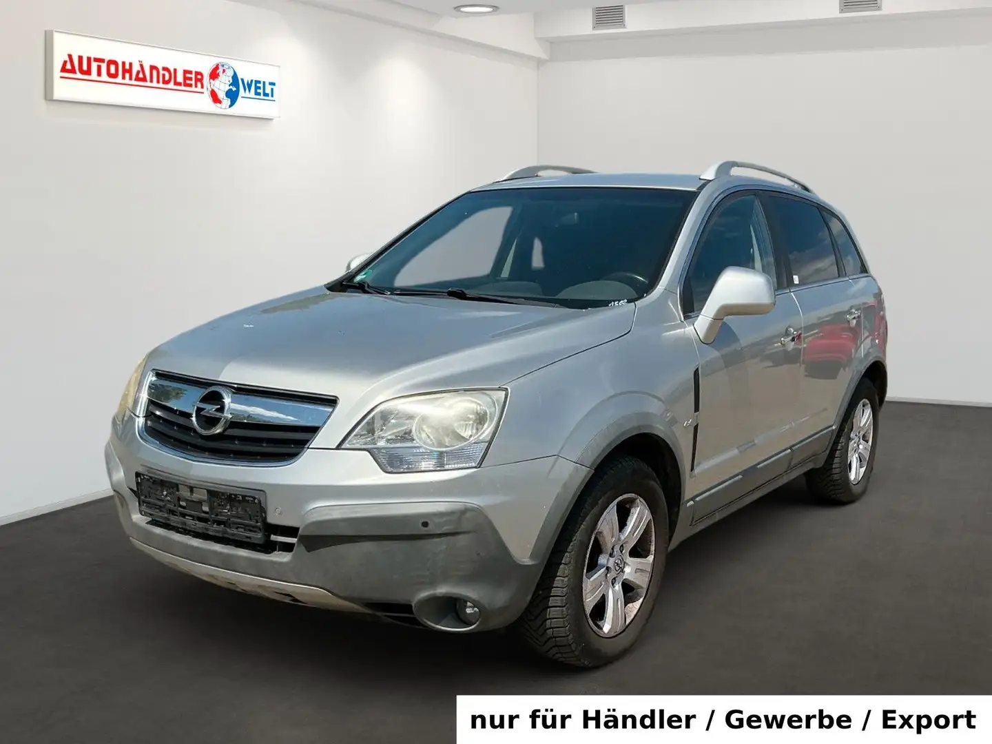 Opel Antara 2.0 CDTI Edition 4x4 AAC Nav AHK PDC SHZ Grau - 1