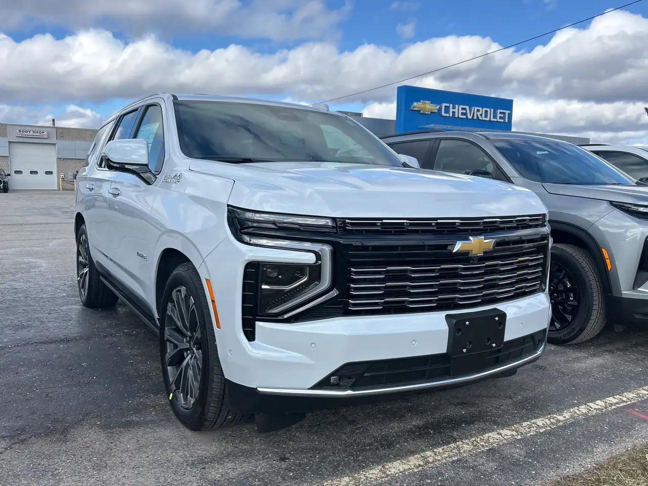 Chevrolet Tahoe снимка Chevrolet Tahoe