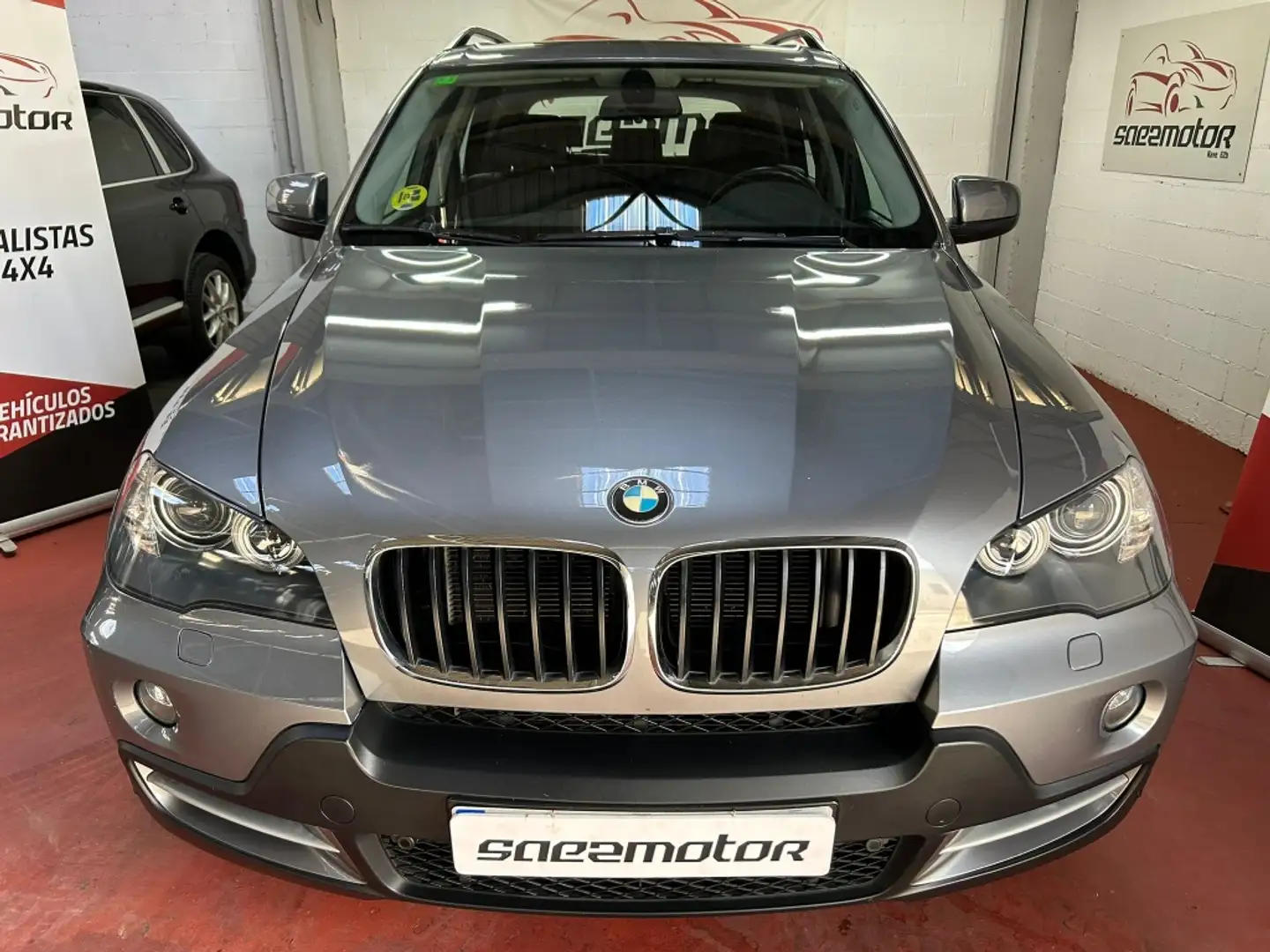 BMW X5 3.0dA Grau - 2