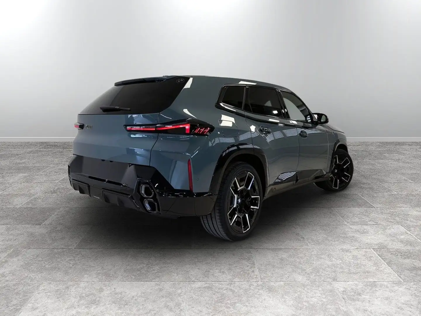 BMW XM . Verde - 2