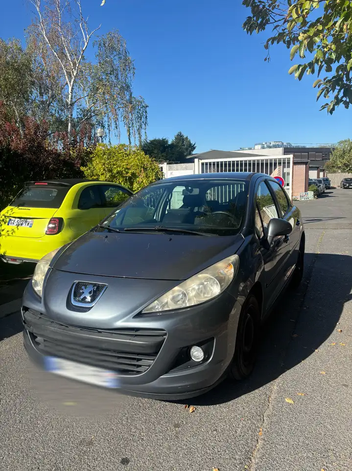 Peugeot 207