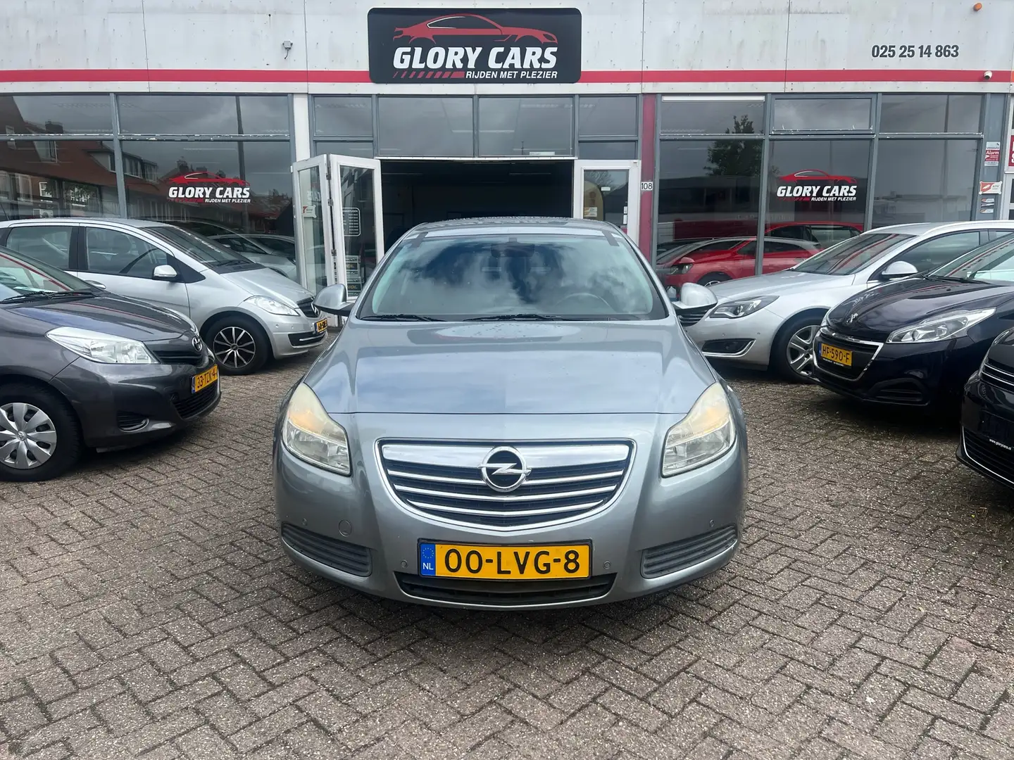 Opel Insignia 1.8 Edition Grijs - 2