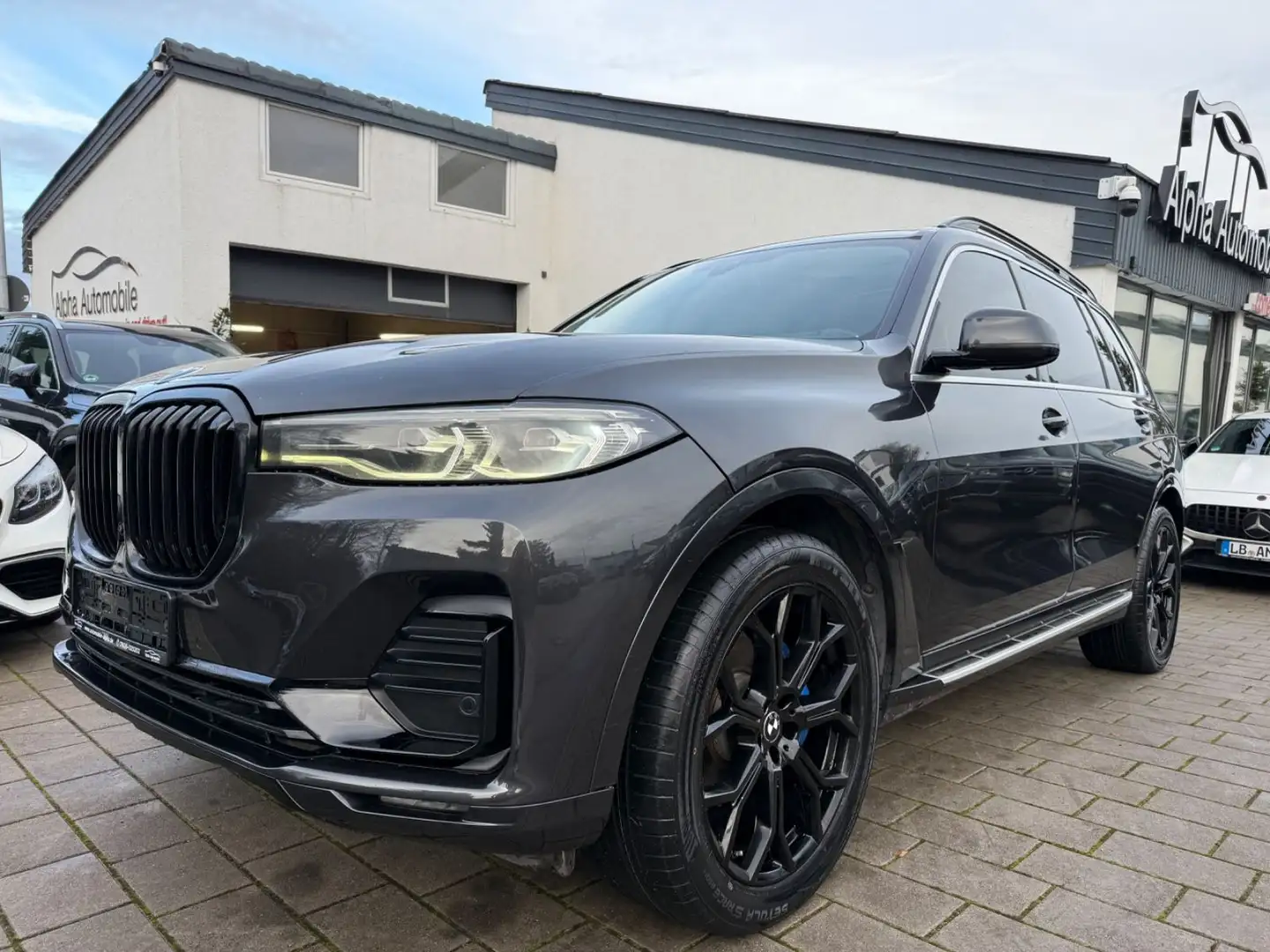 BMW X7 xDrive40i 7Sitzer Panorama - 2