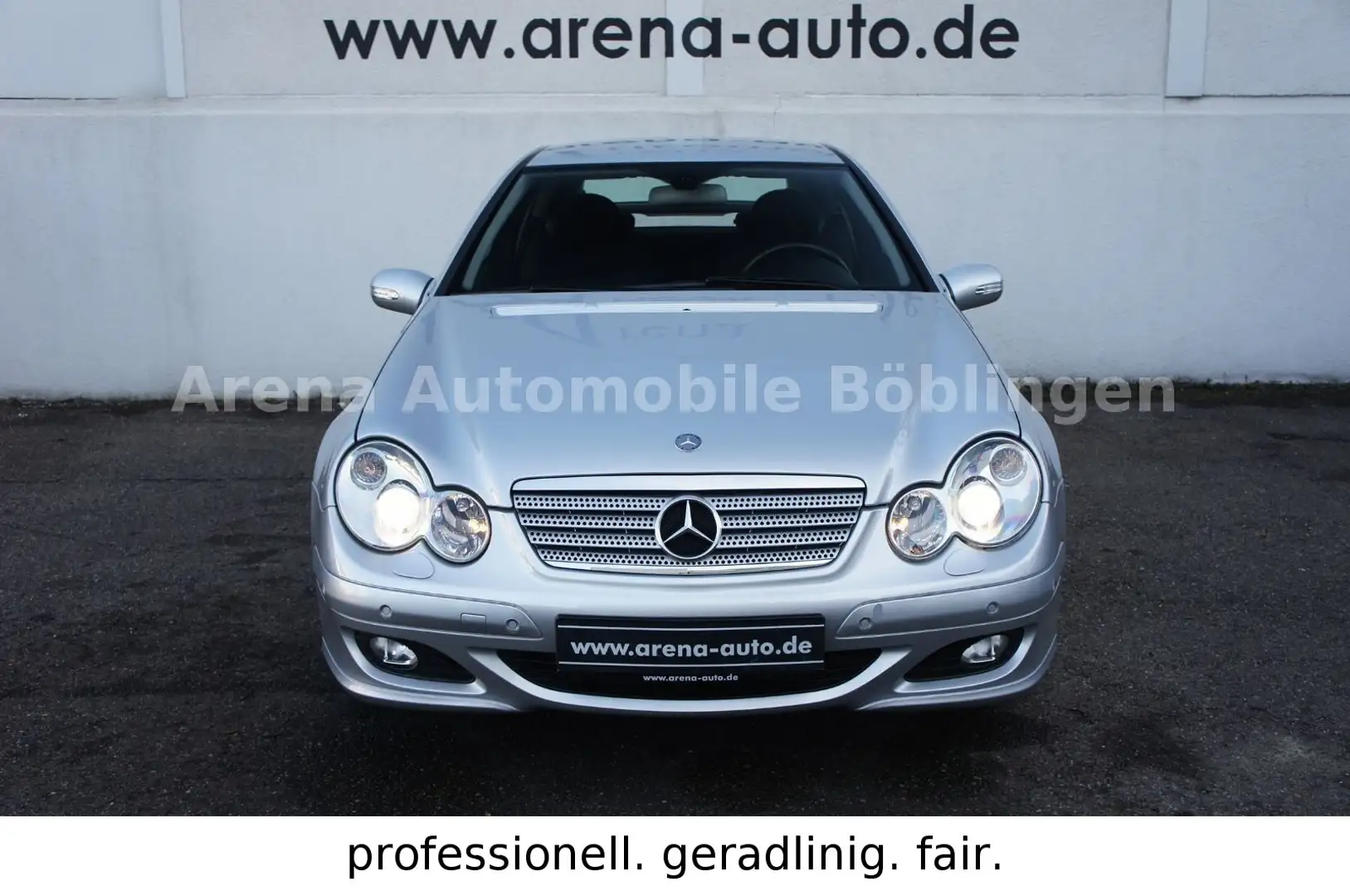 Mercedes-Benz C 180 Sportcoupe Kompressor Sport Edition Aut. Silber - 2