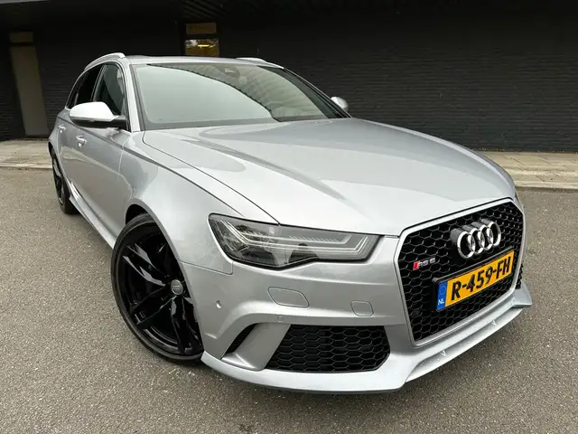 Audi RS6 4.0 TFSI RS6 quattro