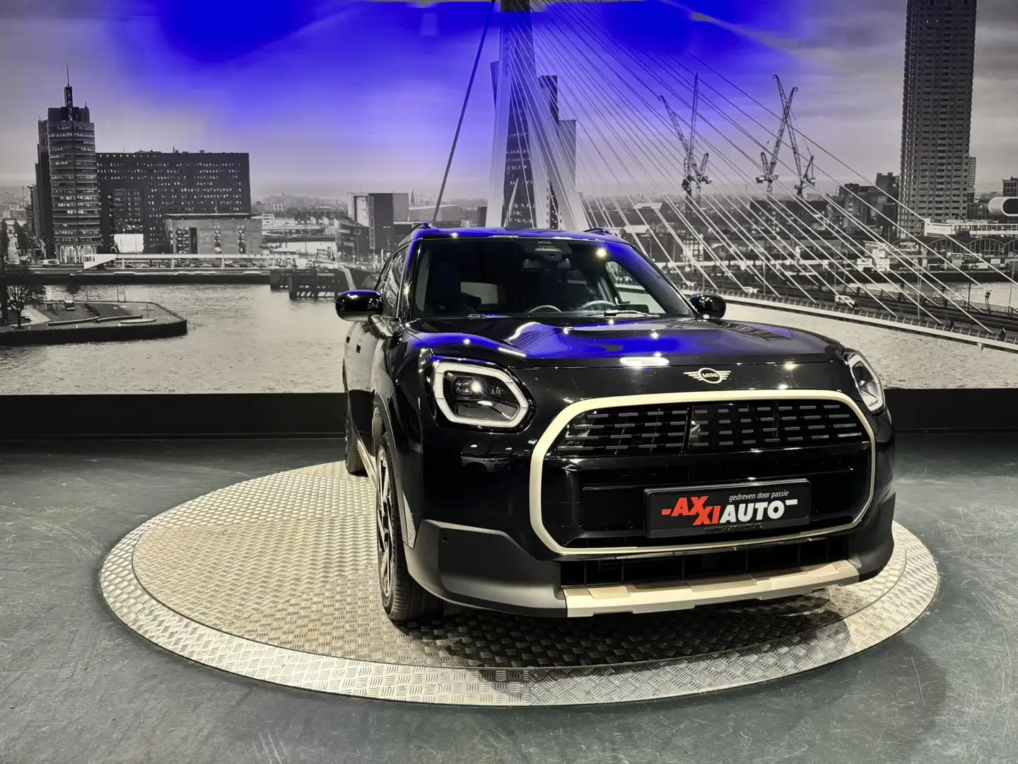 MINI Countryman C 1.5 C Favoured L *Pano*Leder*19inch* HUD* Zwart - 2