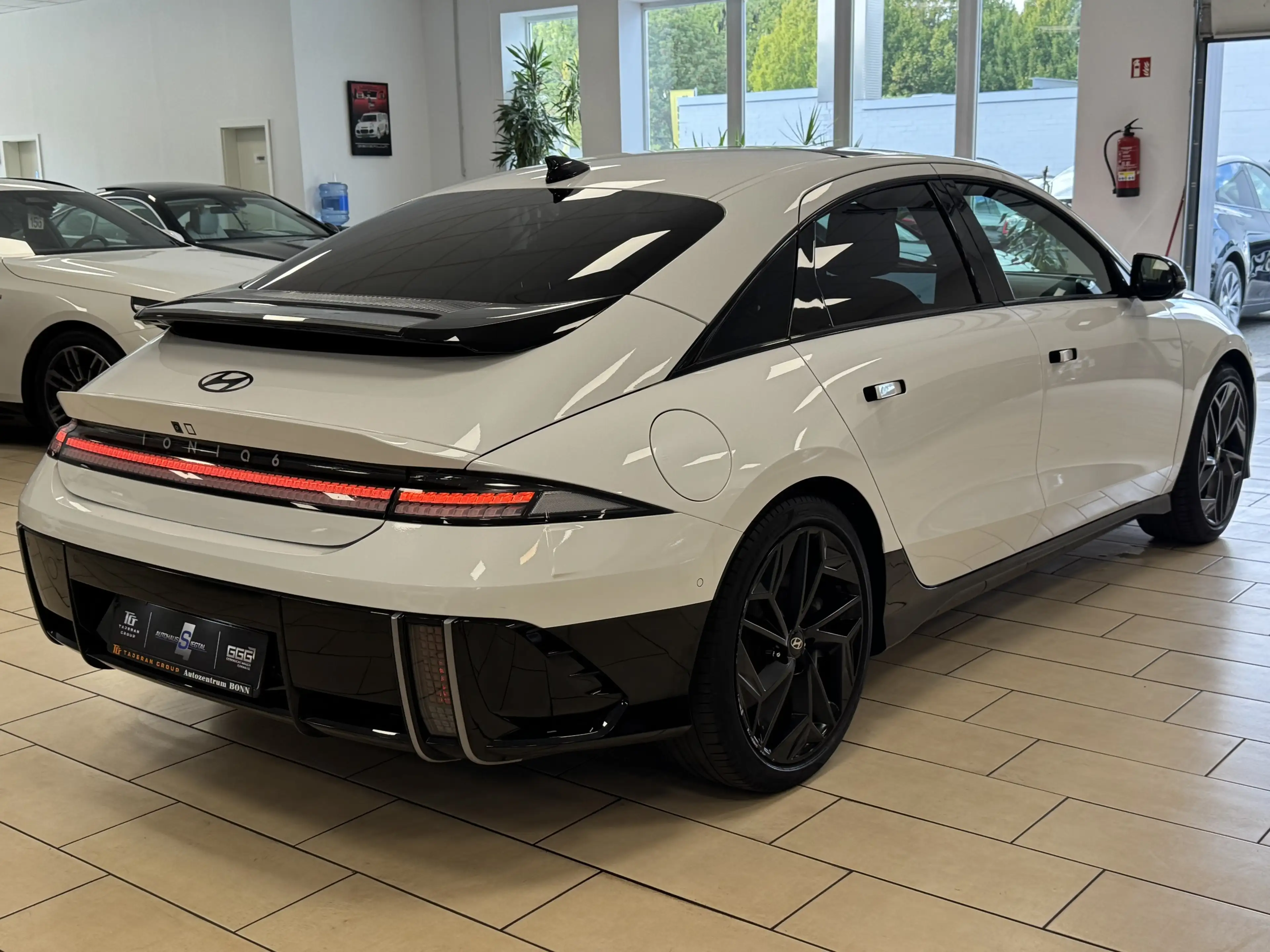 Hyundai IONIQ 6 ACC*HUD*AWD*AHK*Pano*BOSE*360°Cam*4xSHZ* — photo 5