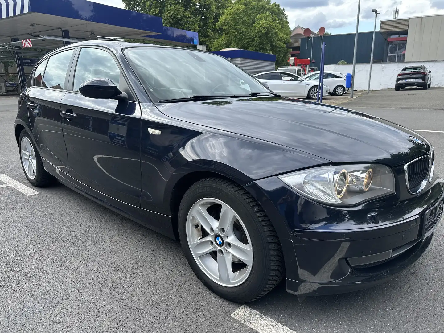 BMW 120 i, Automatik, Klima, Leder, GSD, Vollausstattung! - 2
