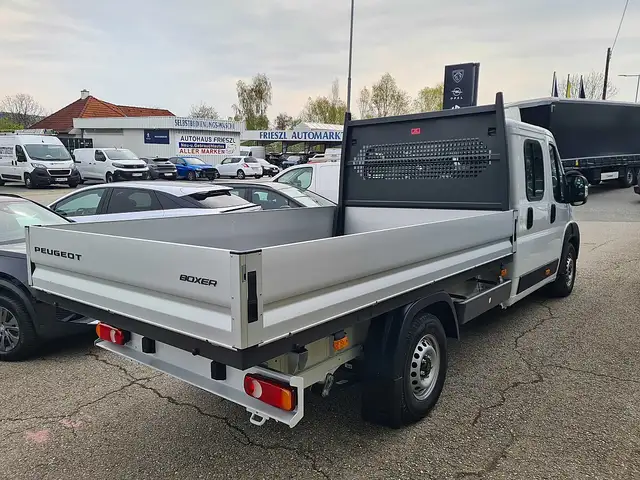 Peugeot Boxer DK Pritsche 35+ L4 BlueHDi 140 S&S Ansicht 4