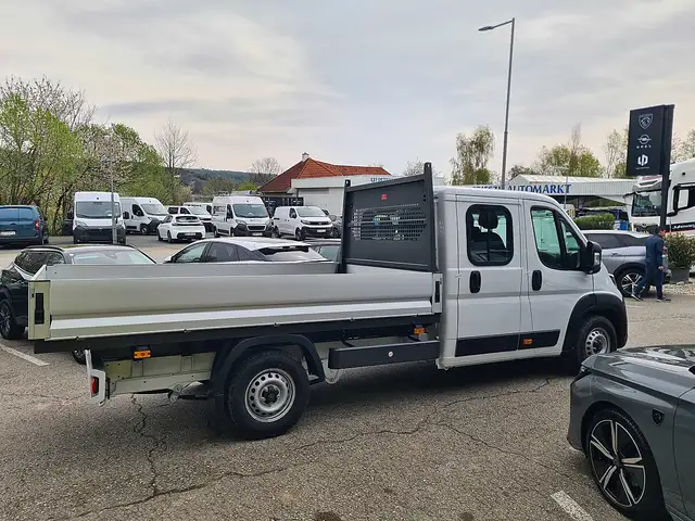 Peugeot Boxer DK Pritsche 35+ L4 BlueHDi 140 S&S Ansicht 5