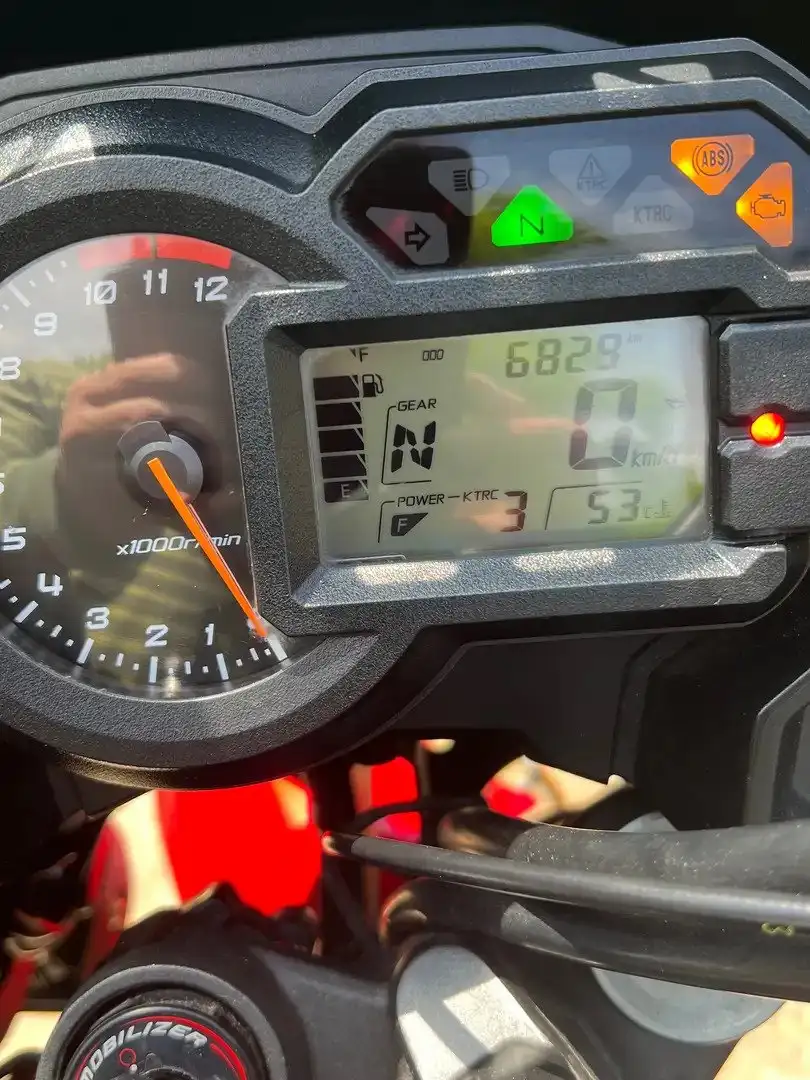 Kawasaki Versys 1000 Rouge - 2
