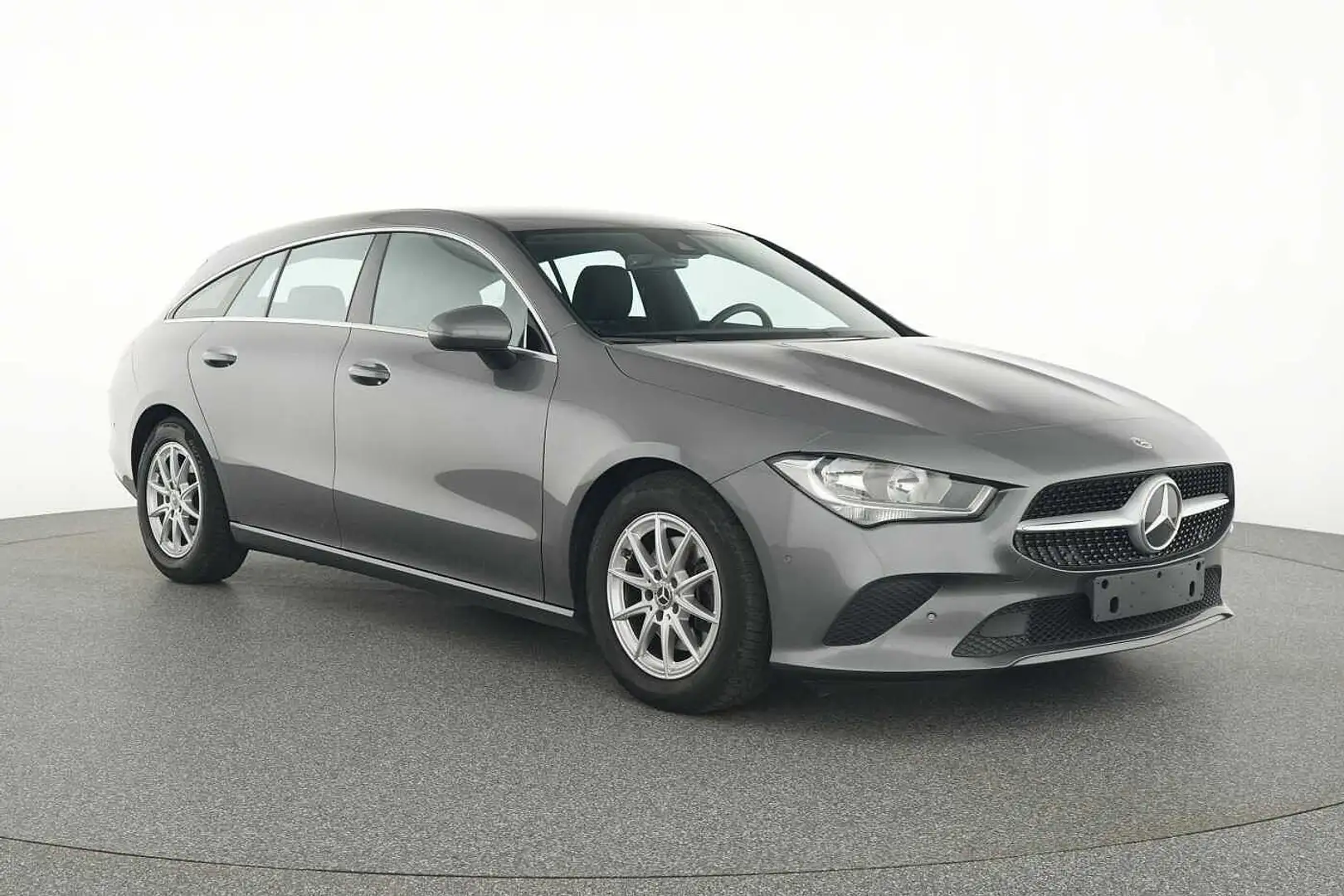 Mercedes-Benz CLA 180 d Shooting Brake Gris - 2