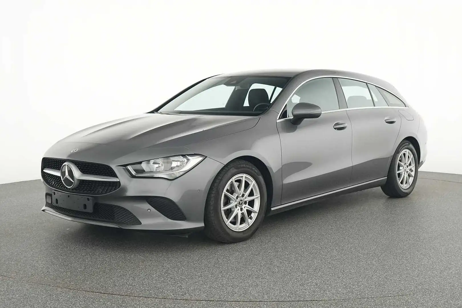 Mercedes-Benz CLA 180 d Shooting Brake Gris - 1