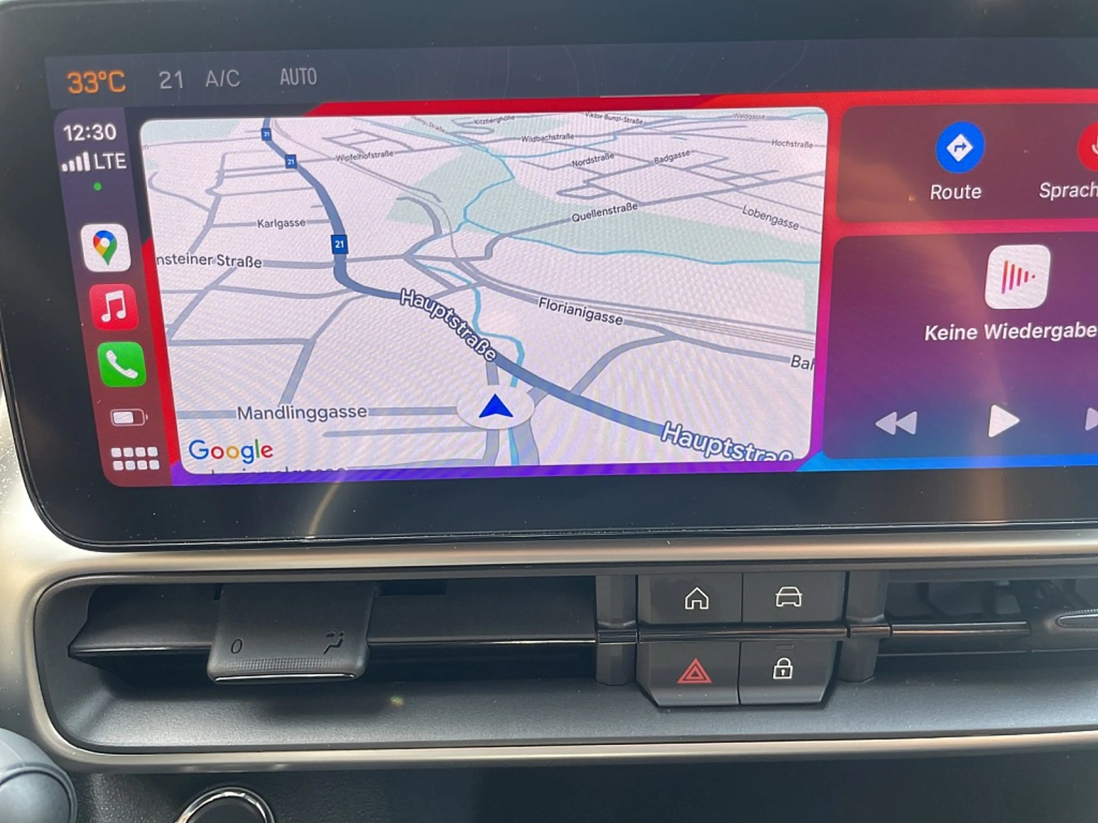 Jeep Avenger 1.2 e-Hybrid Summit e-DCT6 €24.960 — photo 7
